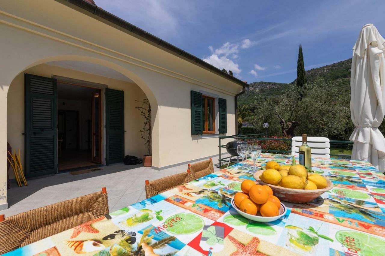 フィナーレ・リーグレ Charming Ligurian Riviera Houseヴィラ エクステリア 写真